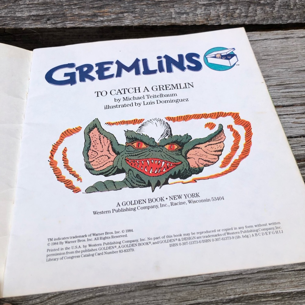 Gremlins "To Catch A Gremlin" Vintage Golden Book softcover 1984 Warner Bros 80s - Picture 5 of 13